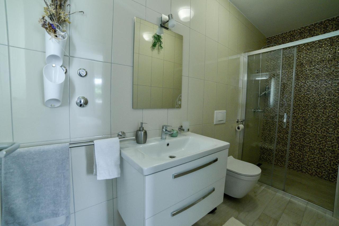 Holiday Home Mb Ražanj Exteriér fotografie
