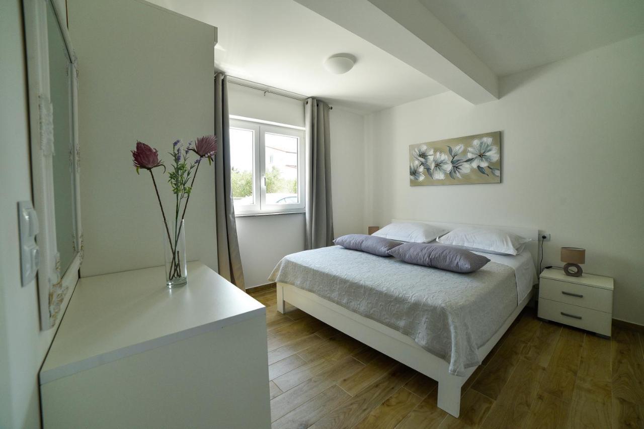 Holiday Home Mb Ražanj Exteriér fotografie