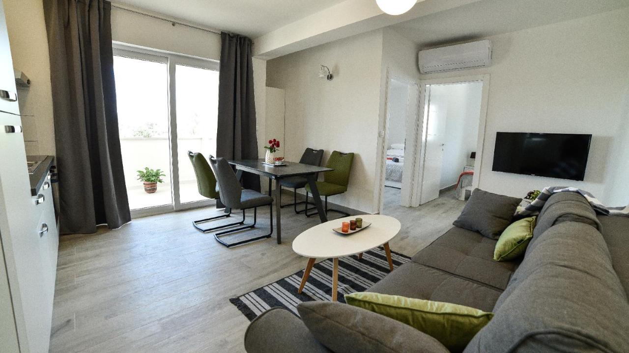 Holiday Home Mb Ražanj Exteriér fotografie