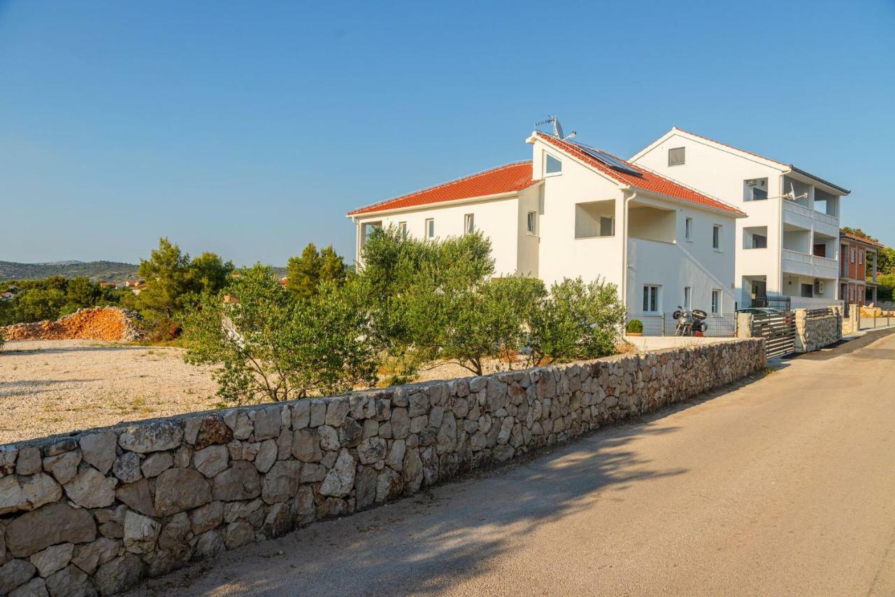 Holiday Home Mb Ražanj Exteriér fotografie